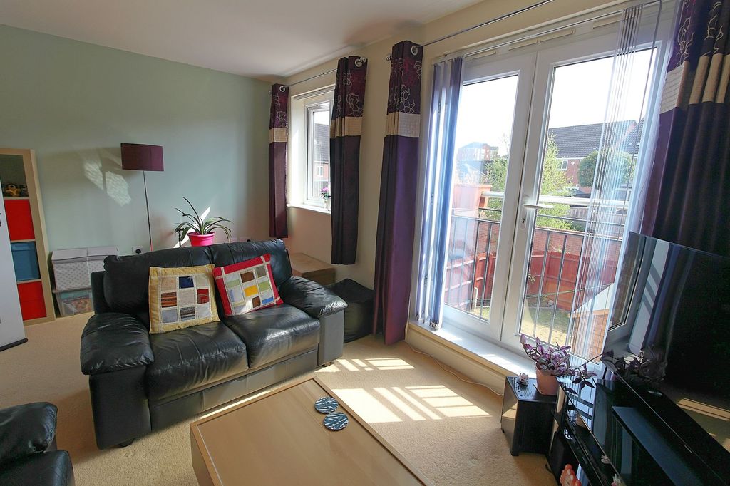 Property photo 3 of 24