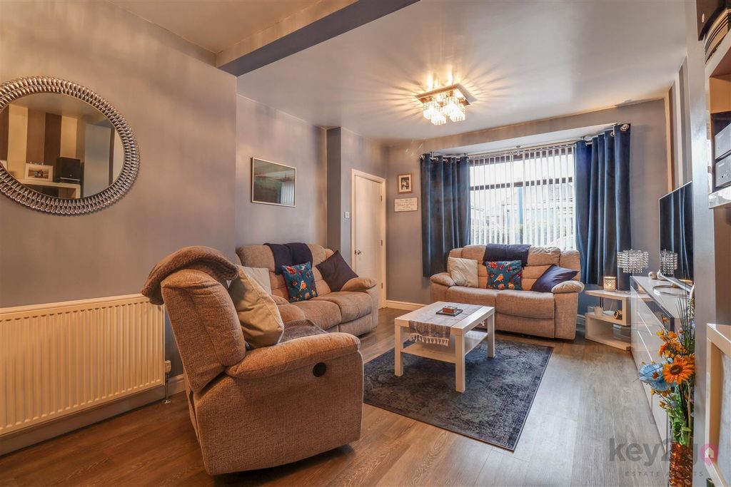 Property photo 3 of 24 Img_8899-Img_8901.Jpg