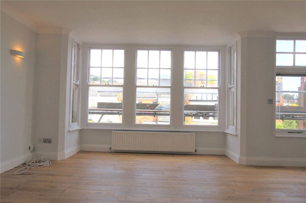 Property photo 2 of 13 Picture No. 26
