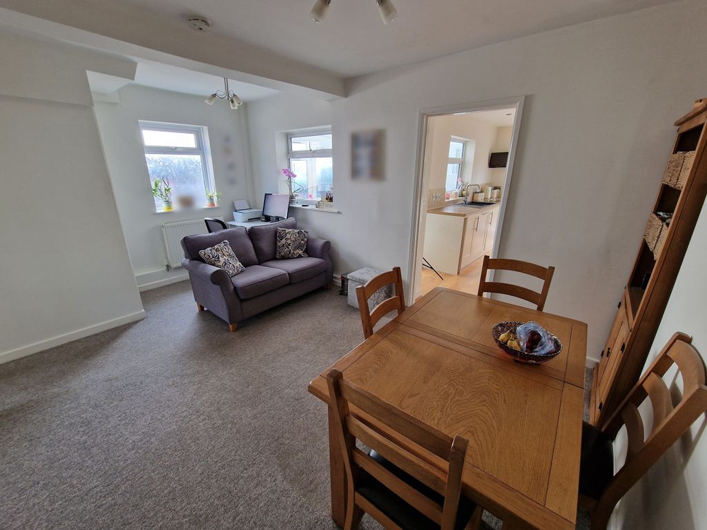 Property photo 3 of 18 Dining Room/Family Room