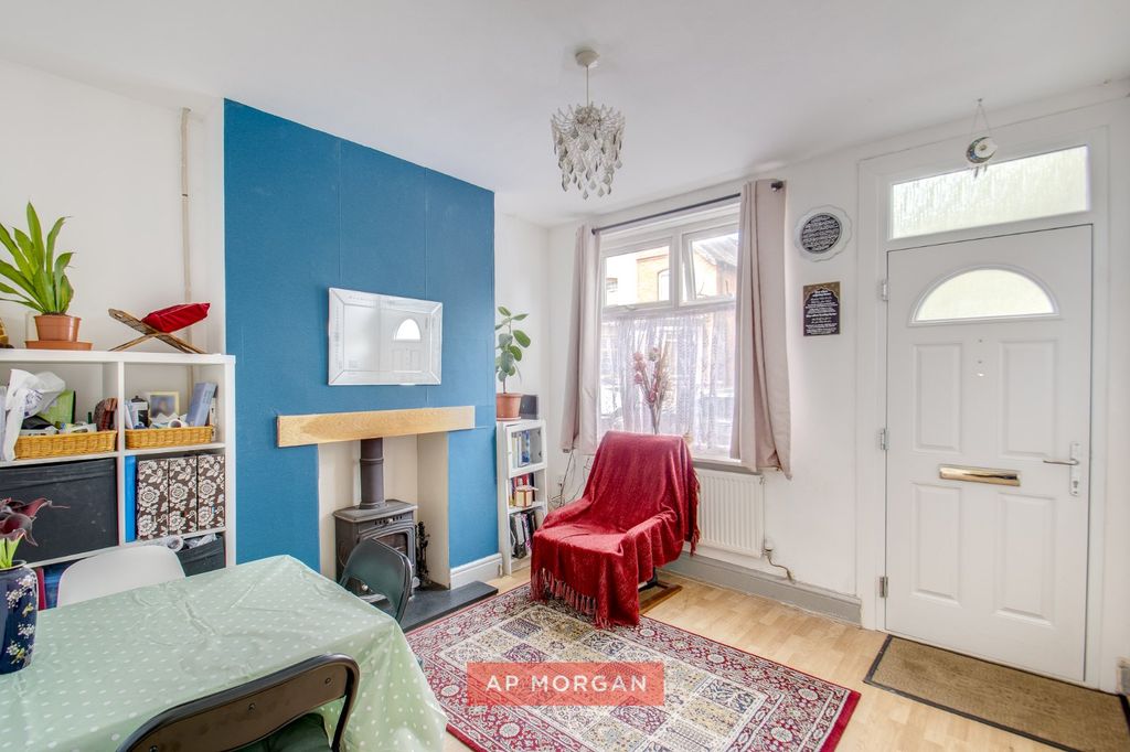 Property photo 2 of 11 Picture No. 07