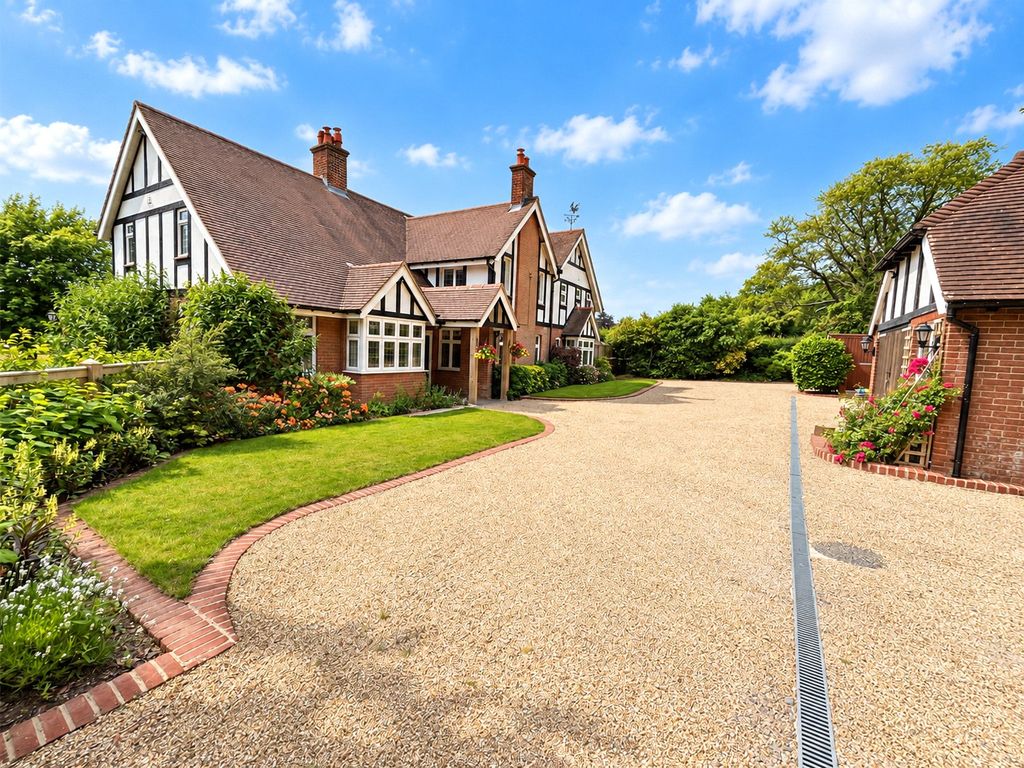 Property photo 3 of 44 Picture No. 52