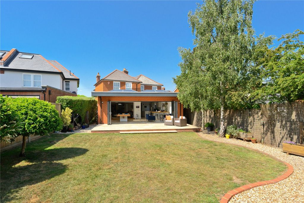 Property photo 1 of 19 Picture No. 44