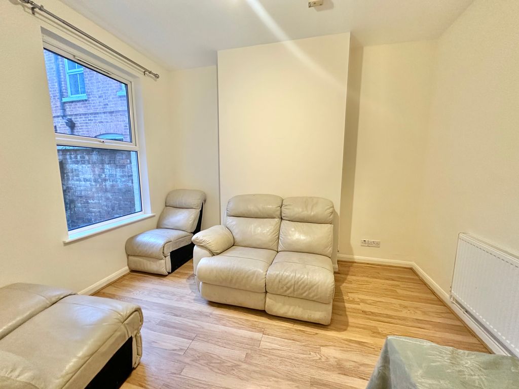 Property photo 2 of 7 Img_6096