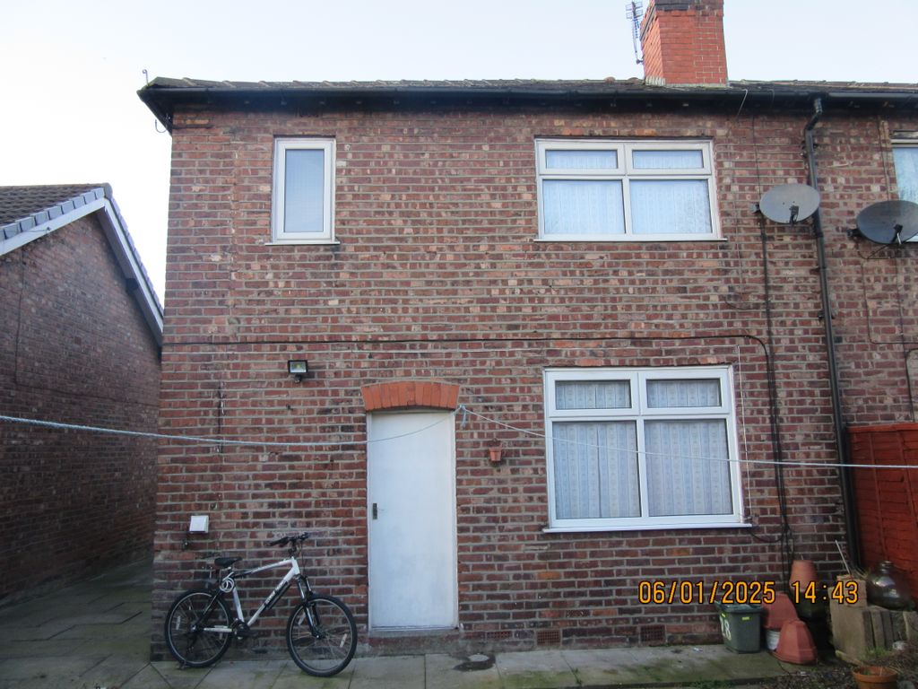 Property photo 2 of 35