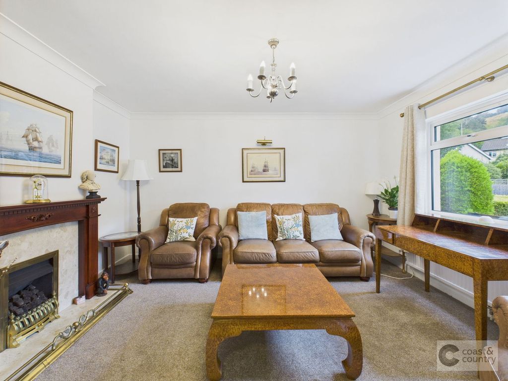 Property photo 3 of 25