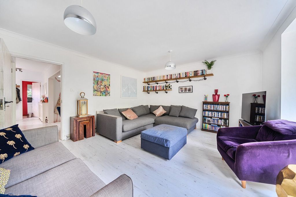 Property photo 2 of 25 Picture No. 09