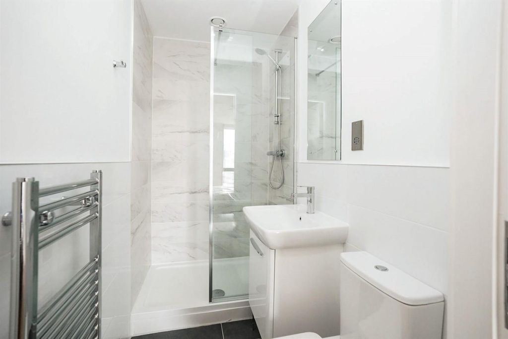 Property photo 3 of 9 39125_59285_Images_Other_3912510.Jpg