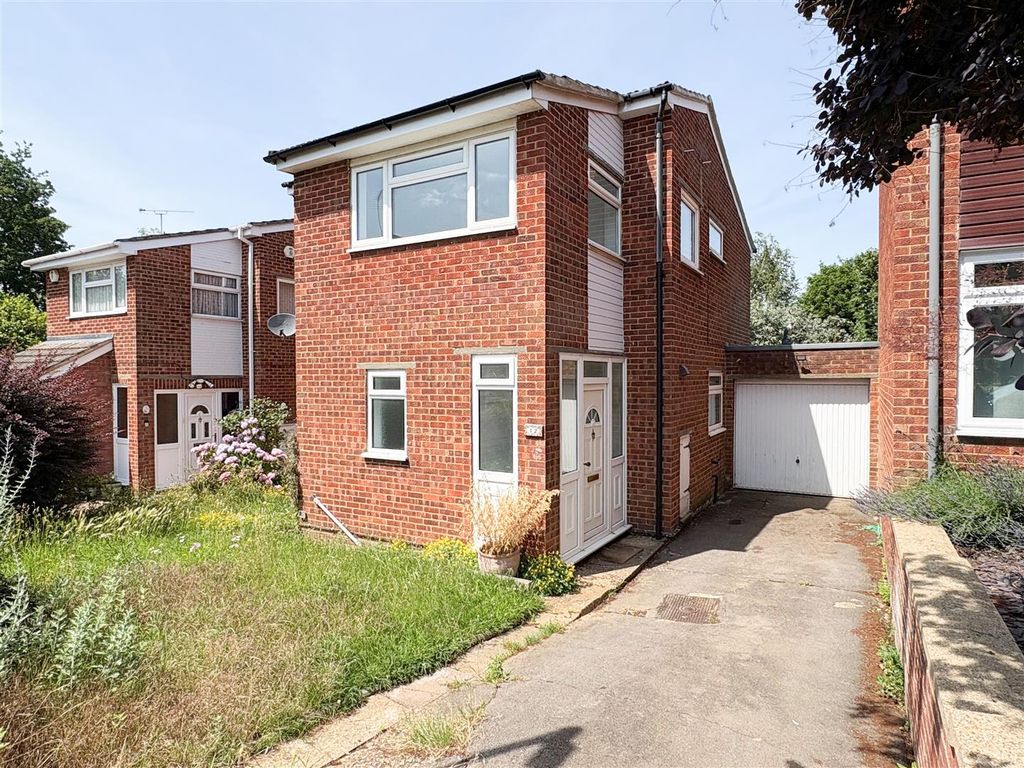 Property photo 1 of 12 Ext 2.Jpg