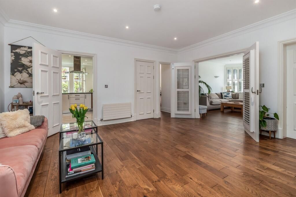 Property photo 2 of 9 15542_773002_Img_05_0000