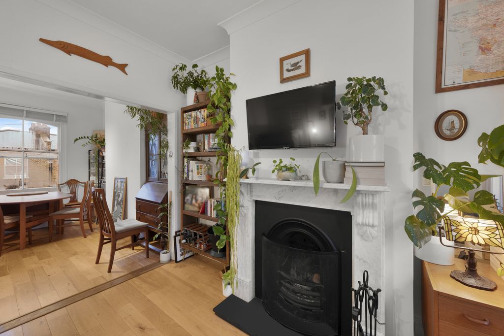 Property photo 3 of 9