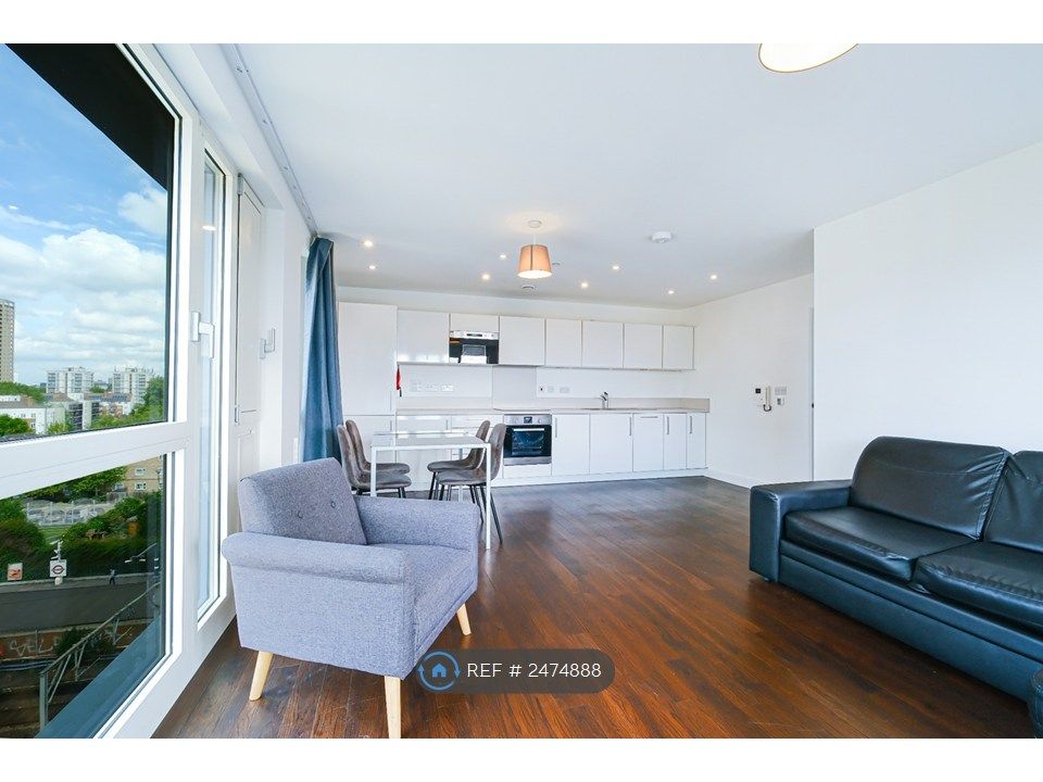 Property photo 2 of 18