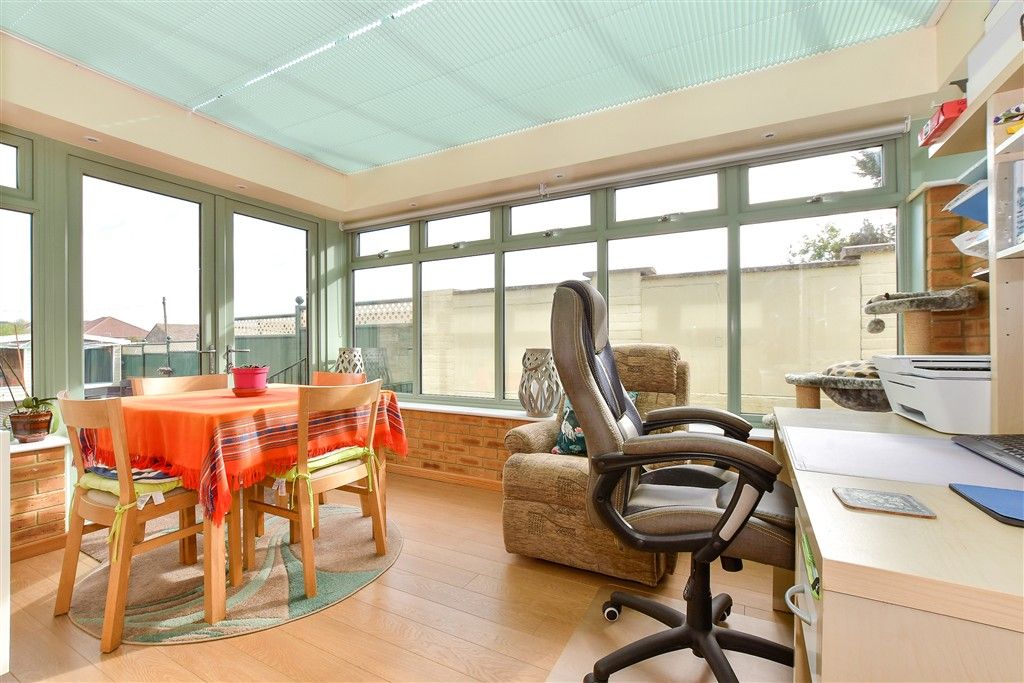 Property photo 3 of 9 Dining Area