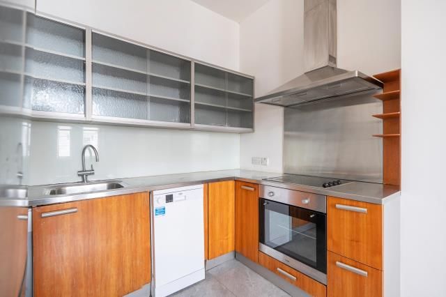 Property photo 3 of 13 Kitchen