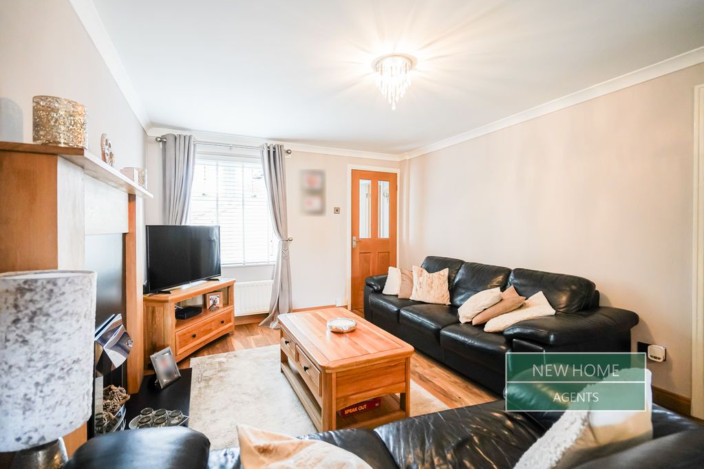 Property photo 3 of 28 Photo 12