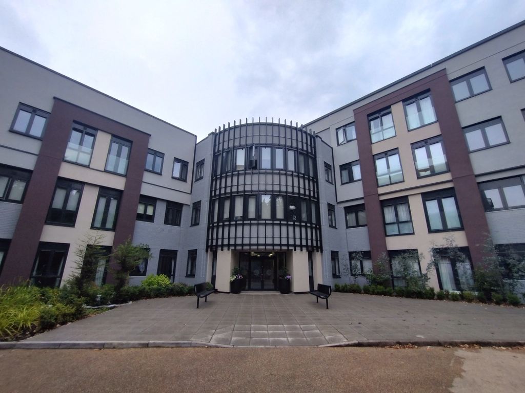 Property photo 1 of 6