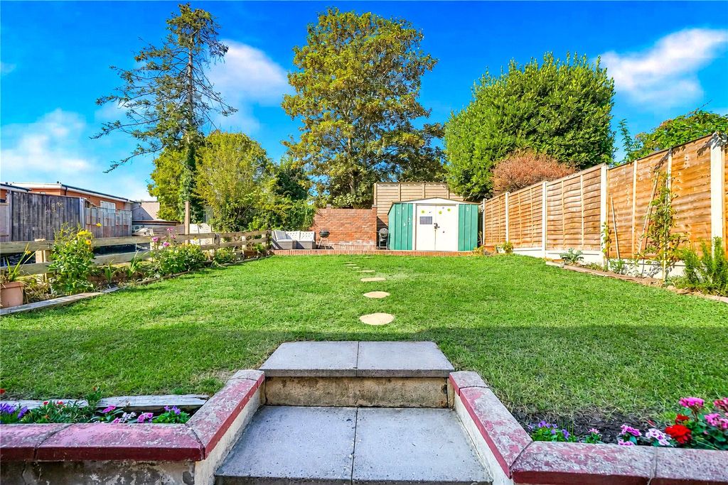 Property photo 2 of 14 Picture No. 32