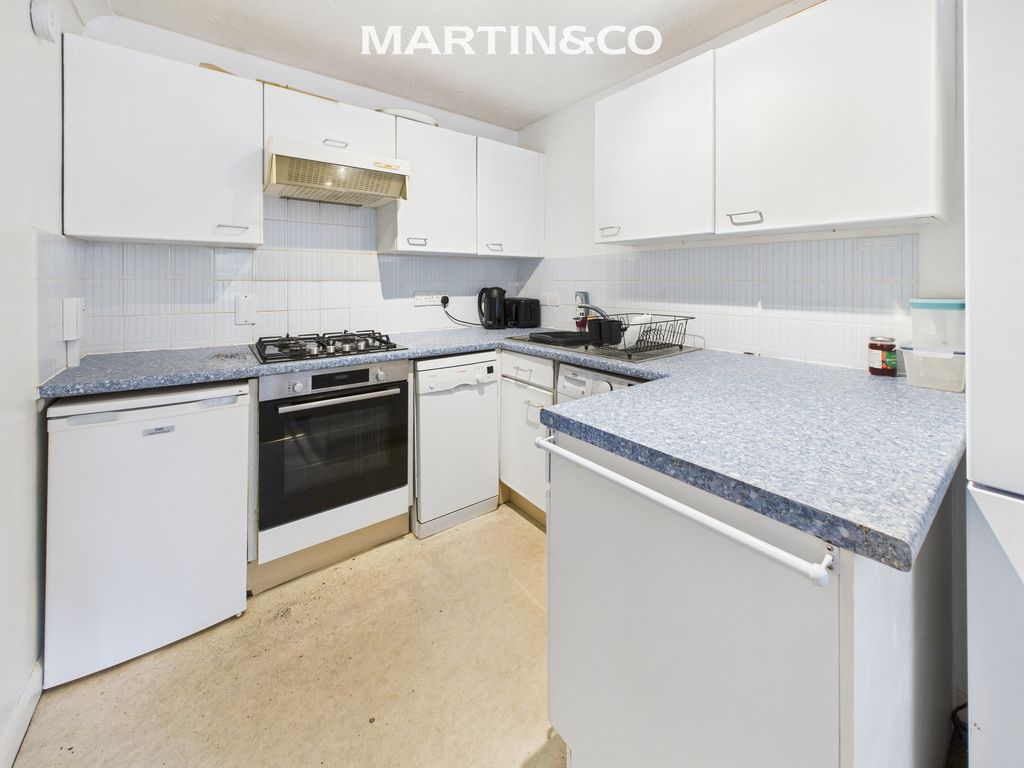 Property photo 2 of 6