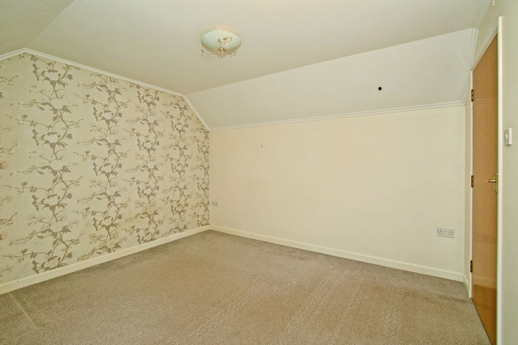 Property photo 3 of 19 Pbox-Img.Jpg