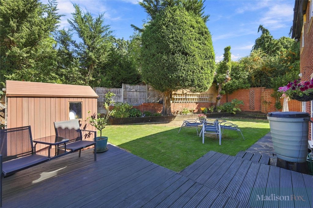 Property photo 3 of 37 Picture No. 40