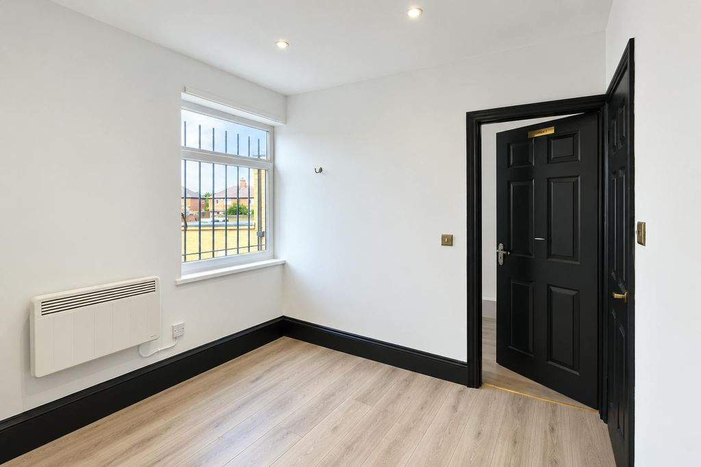 Property photo 3 of 6 701Fac77-68c3-4742-8917-4c848Afd4B89.Png