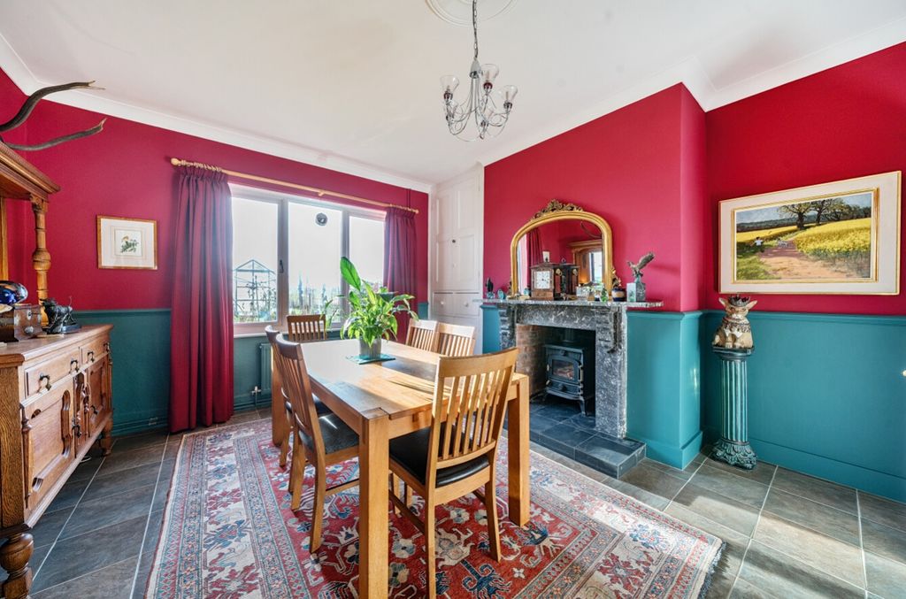 Property photo 3 of 27 1218903 (3)