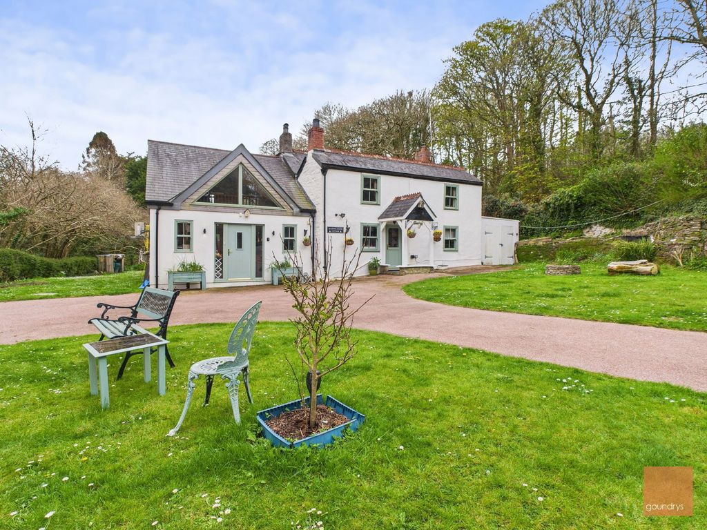 Property photo 1 of 41