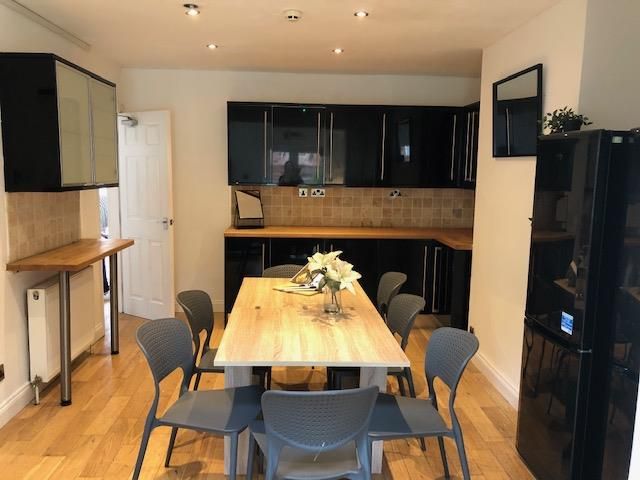 Property photo 2 of 13 33 Cotton Ln - Kitchen_Dining .Jpeg