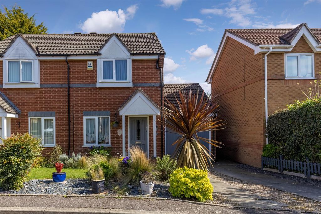 Property photo 1 of 12 Front Aspect