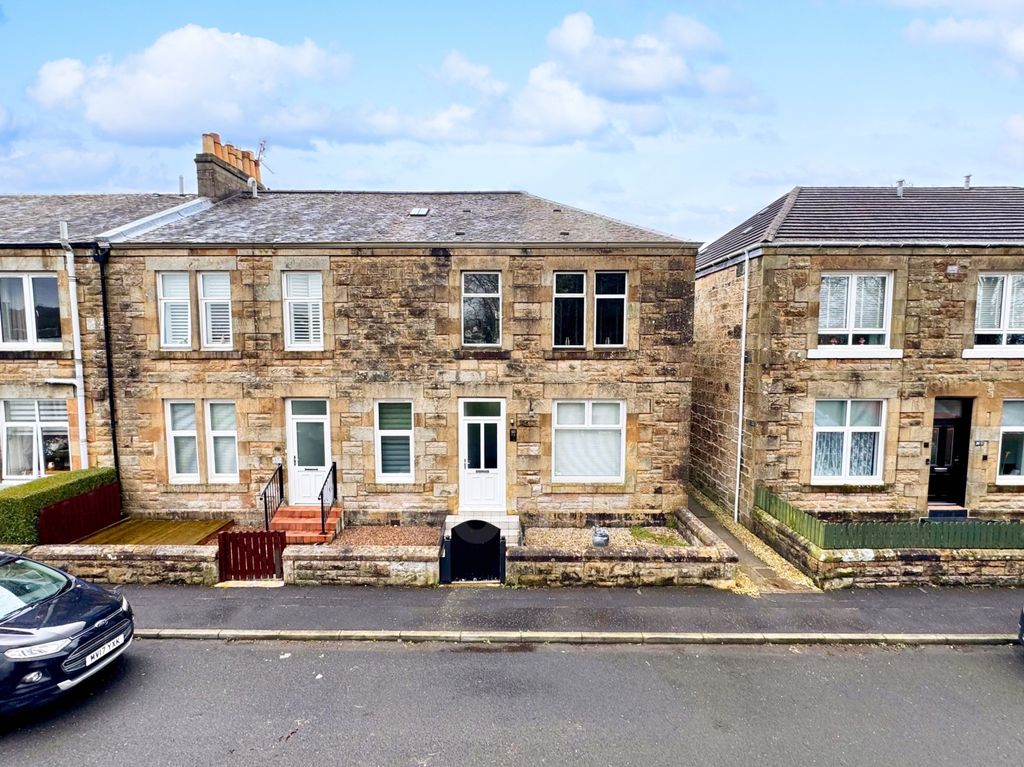Property photo 1 of 19 Dean Road, Kilbirnie Two Bedroom First Floor Flat