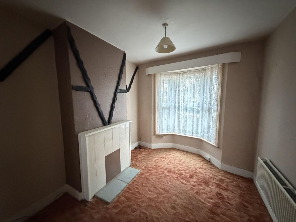 Property photo 3 of 10 Img_0378.Jpg