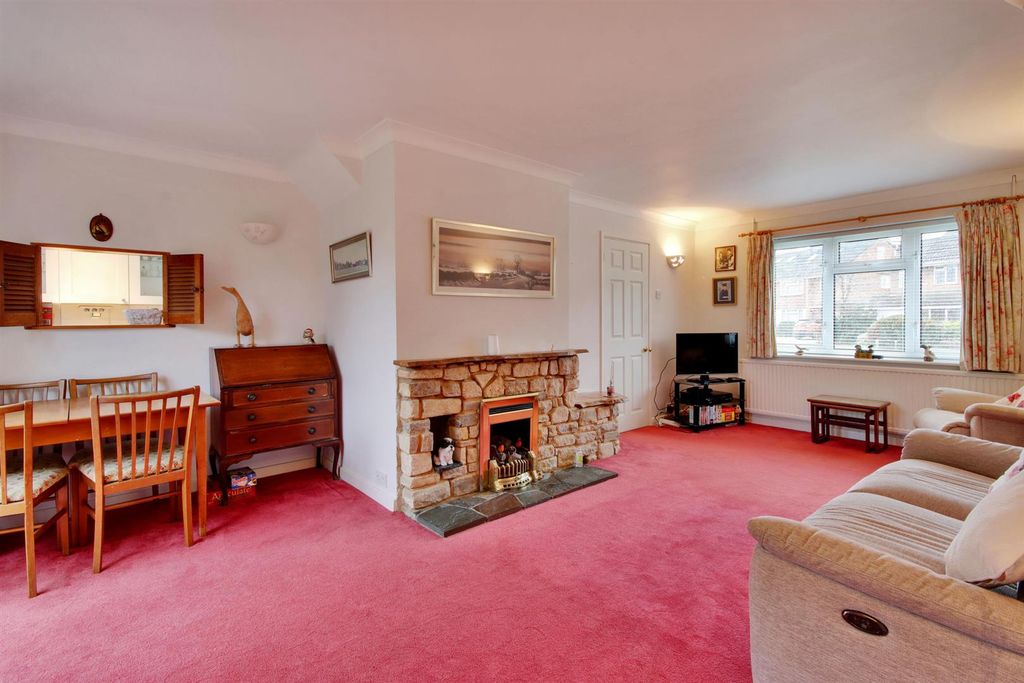 Property photo 2 of 20 62458_010.Jpg