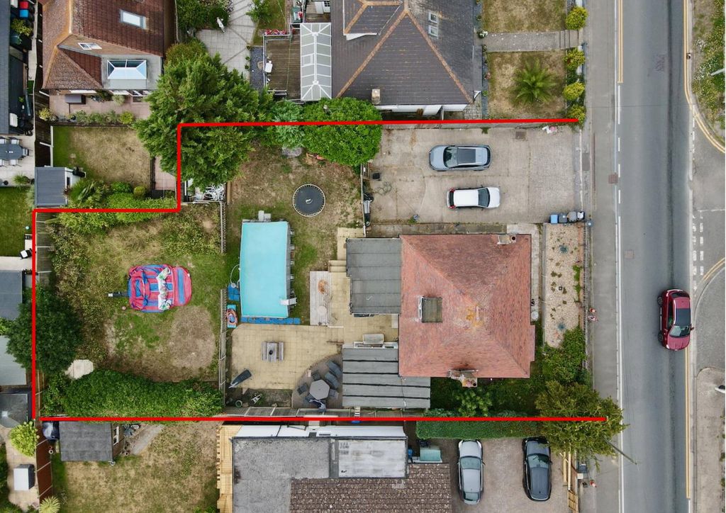 Property photo 2 of 16