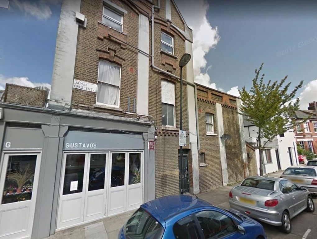 Property photo 3 of 5