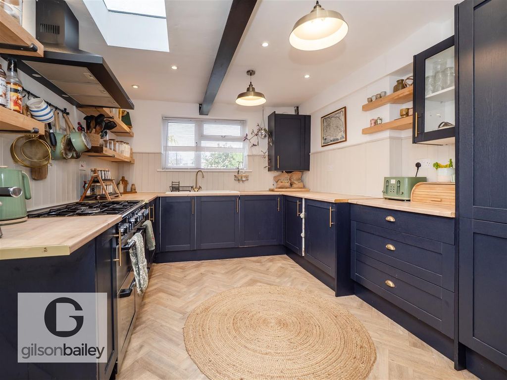 Property photo 2 of 41 9Rackhamroad-12.Jpg