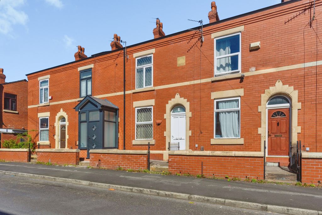 Property photo 1 of 15