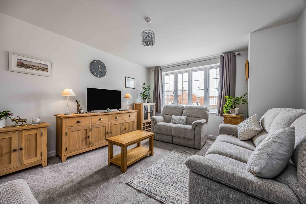 Property photo 3 of 20 Photo 18