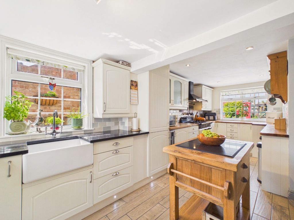 Property photo 3 of 33 5057218