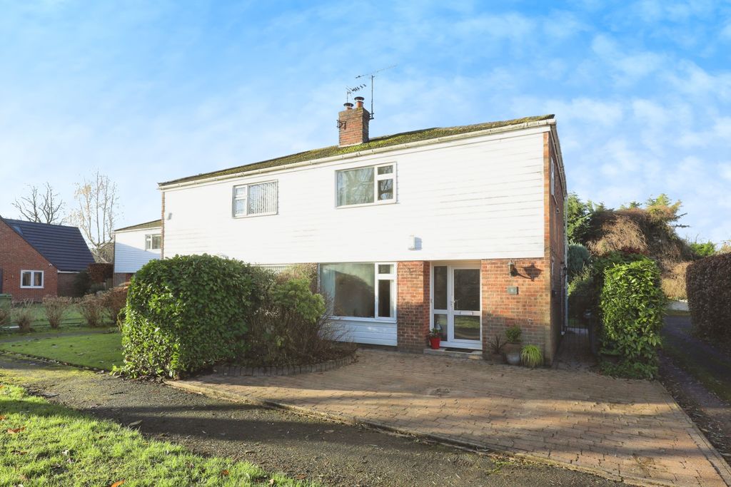 Property photo 1 of 14 Photography