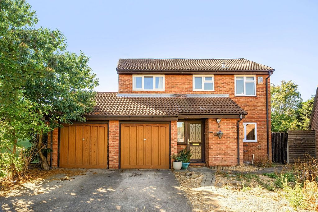 Property photo 1 of 18