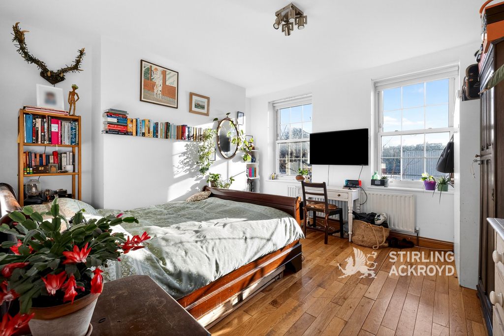 Property photo 1 of 19 Pbox-Img.Jpg