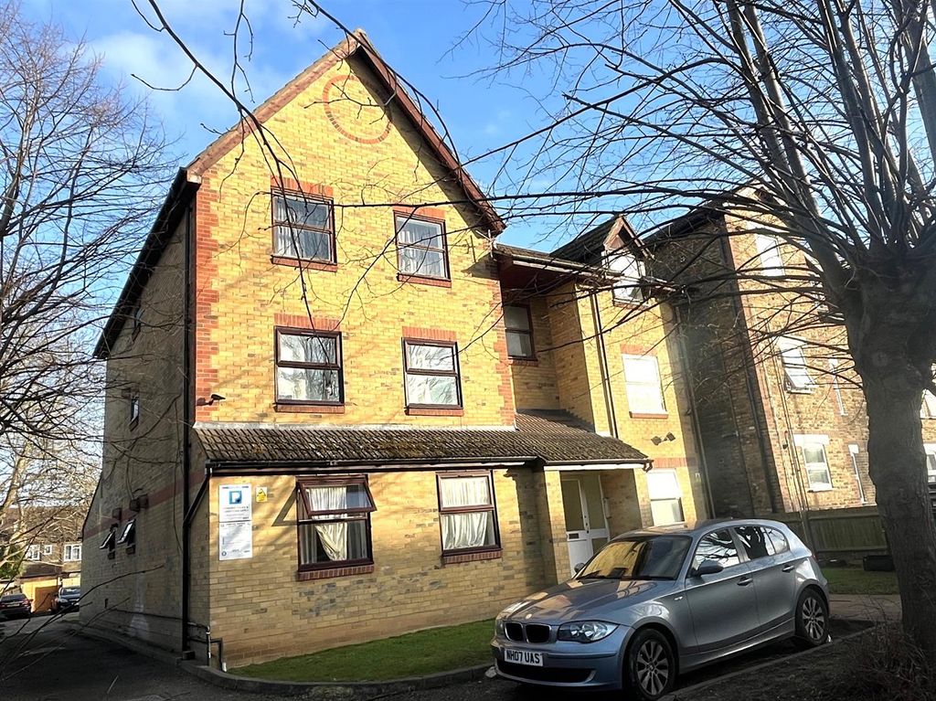 Property photo 1 of 8 Athumbnail_Img_1418.Jpg