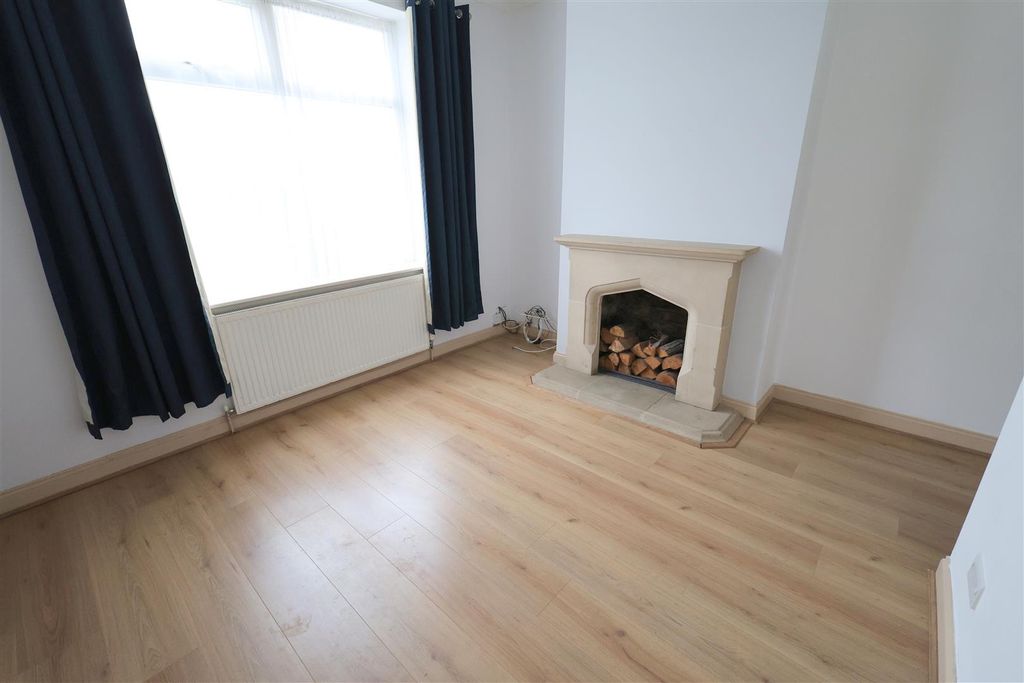 Property photo 3 of 15 Flii.Jpg