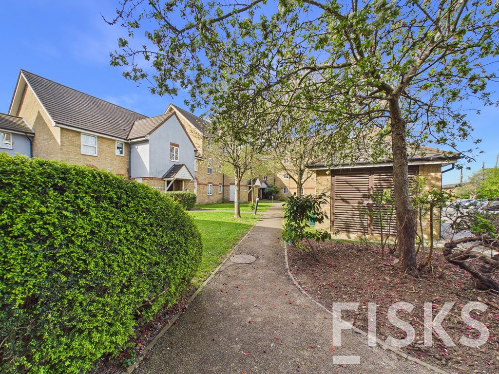 Property photo 1 of 8