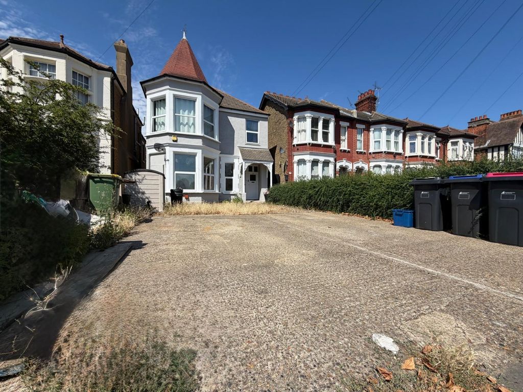 Property photo 1 of 7 5354000