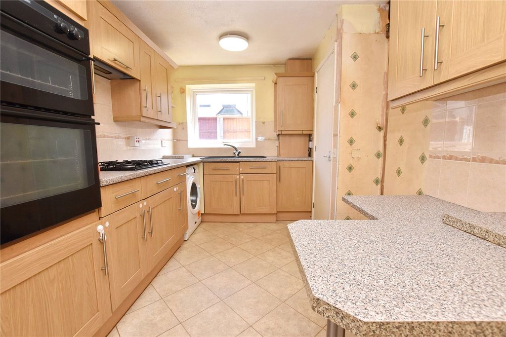 Property photo 2 of 12 Picture No. 25