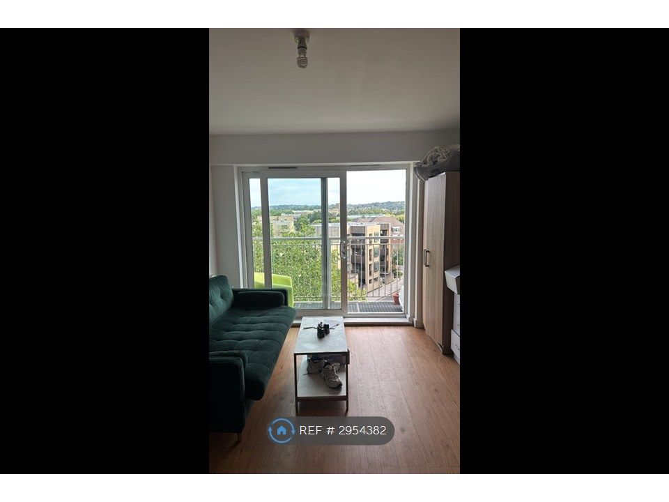 Property photo 3 of 7