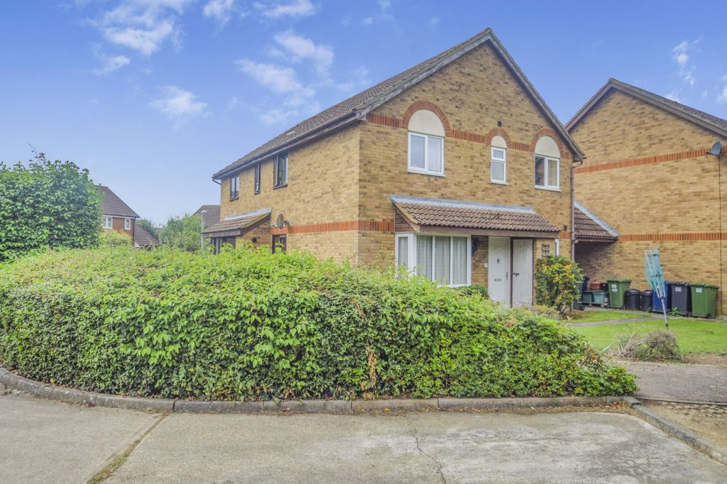 Property photo 1 of 11