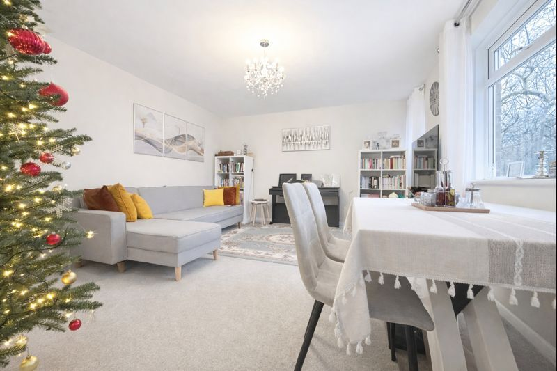 Property photo 2 of 7 Living Room