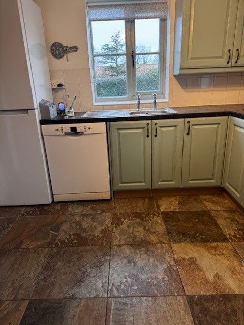 Property photo 3 of 25